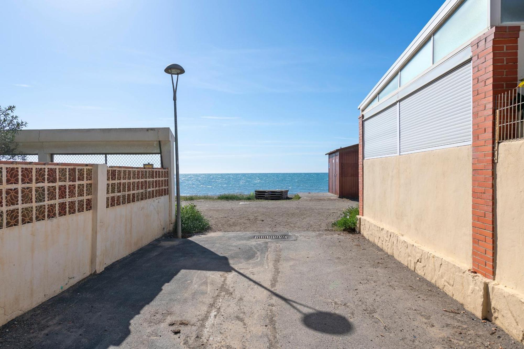 Brisamar II Primera Linea De Playa & Priv Parking Torre de Benagalbon Exterior foto